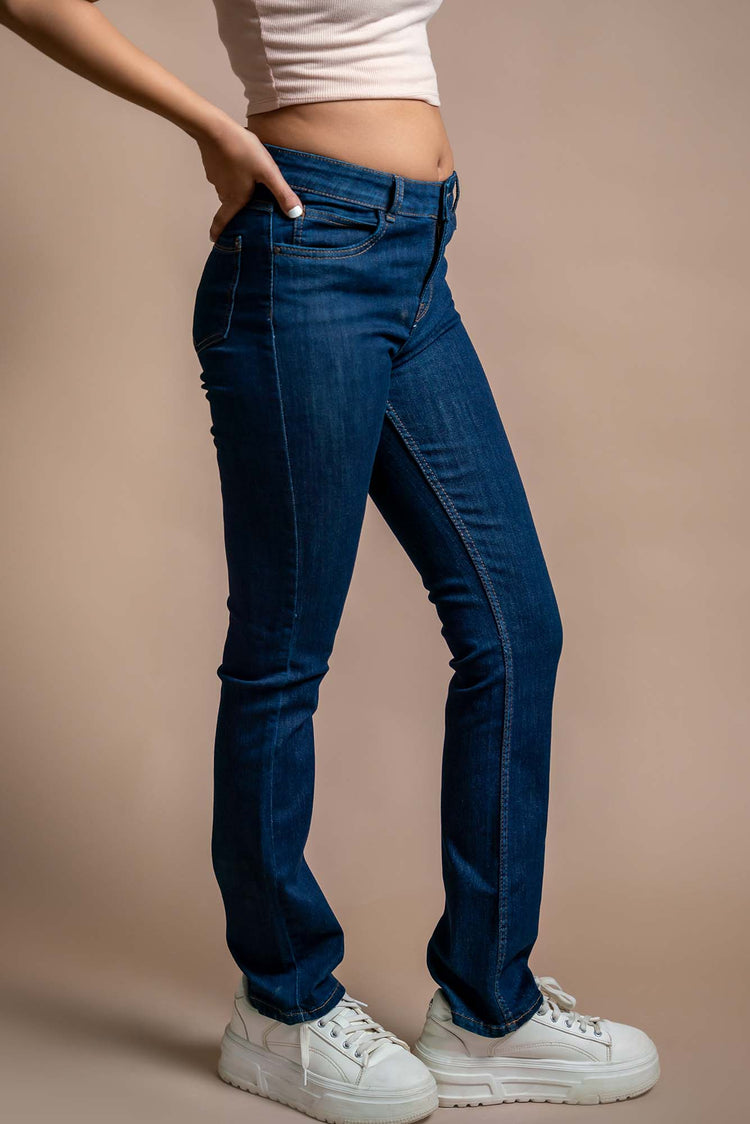 Beth - Straight Fit Jeans - Blues and Jazz