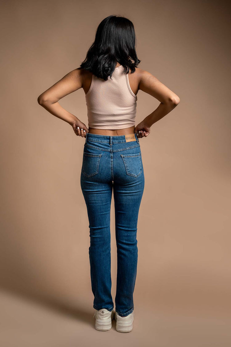 Bethy - Straight Fit Jeans - Blues and Jazz