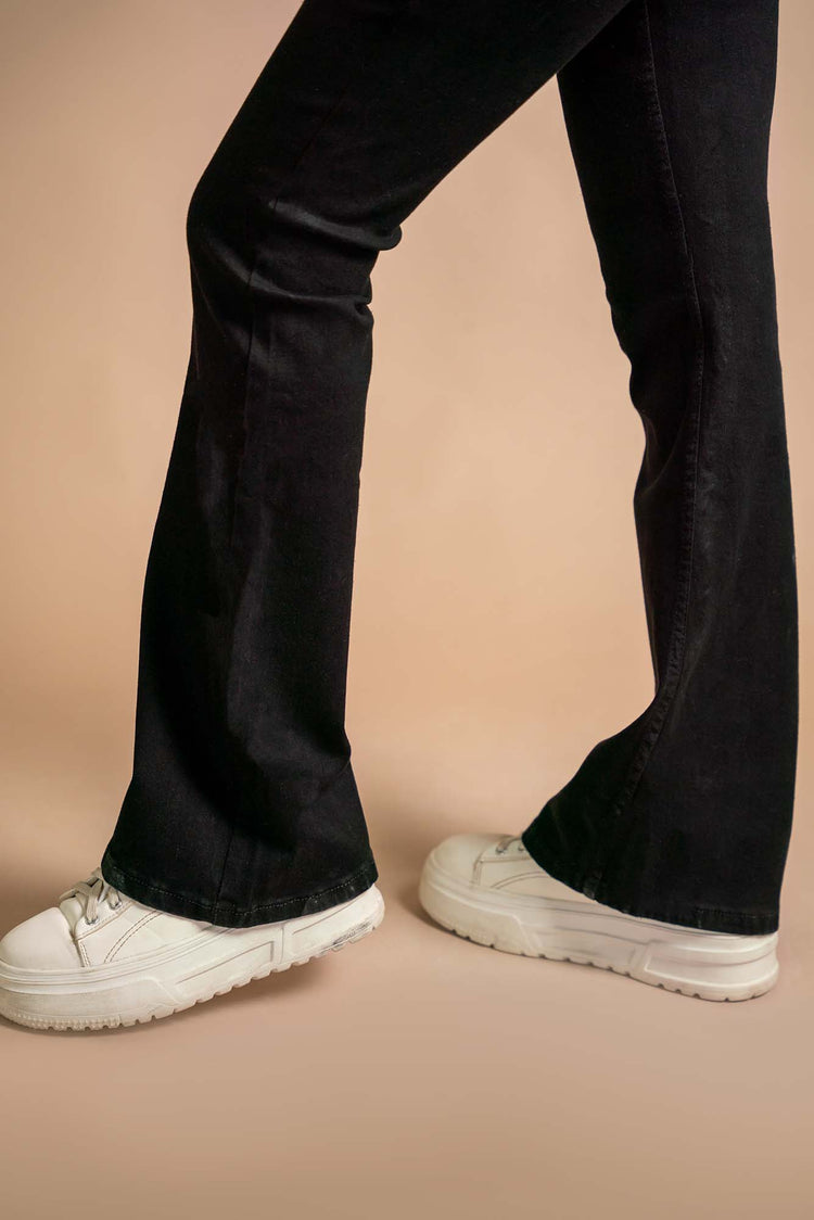 Soni- Flared Jeans - Blues and Jazz
