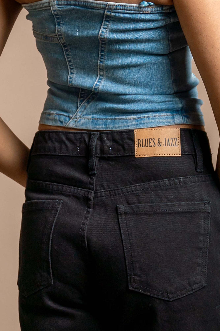 Leslie - Mom Fit Jeans - Blues and Jazz